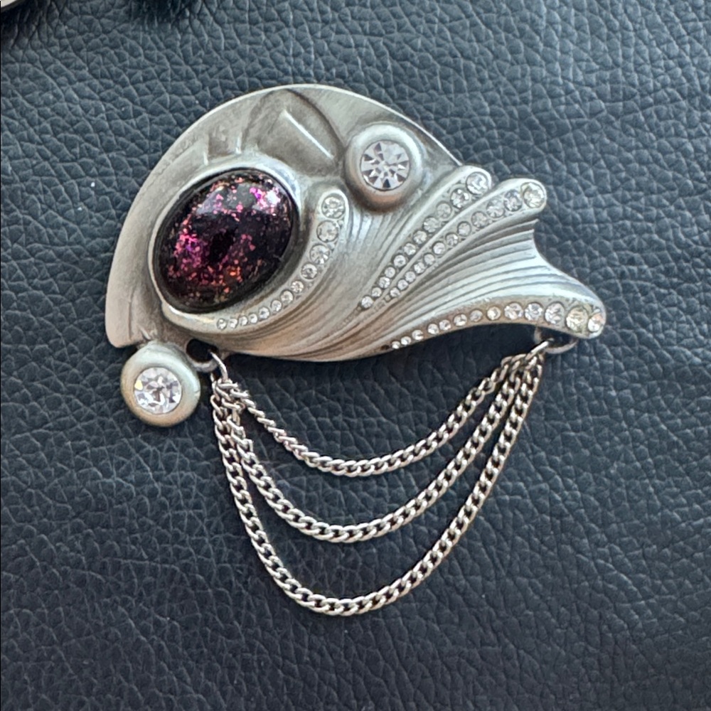 Unique Flappers Hat or Dragons Eye Gothic Art Nouveau Style Brooch